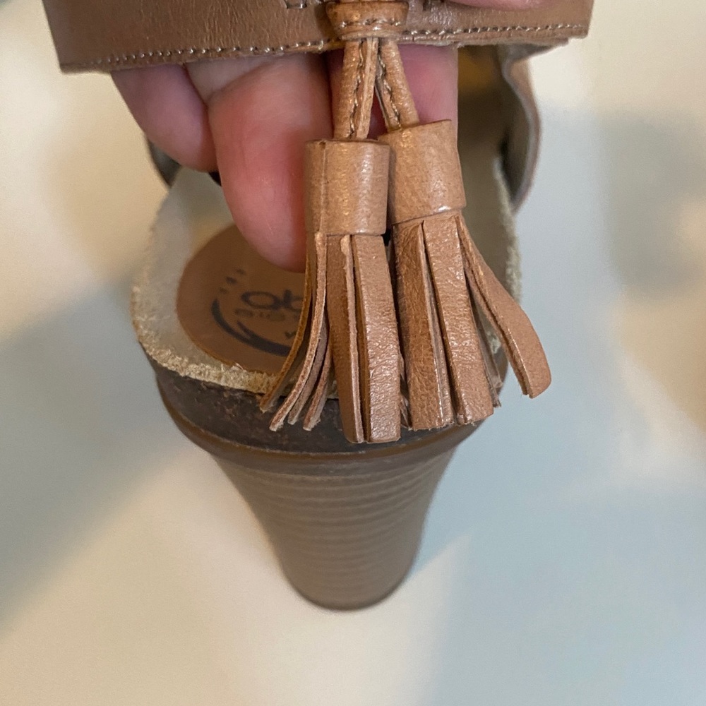 Abeo Heeled Sandals - Picture 11 of 13